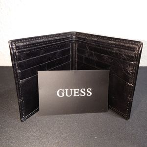 NEW Guess bifold wallet